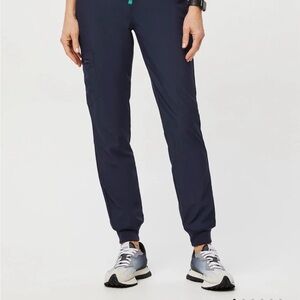 Figs — Women’s Navy Jogger Scrub Pants